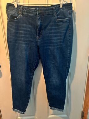 Kut from the Kloth Blue Denim Skinny Jeans with Raw Hem